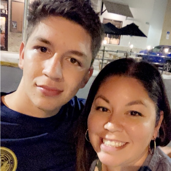 Meet your Posher, Tara - Picture 9 of 9